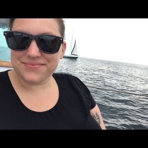 Meet your Posher, Erica